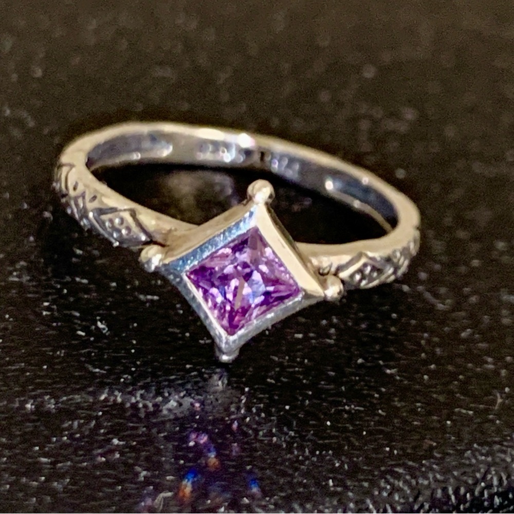 Silpada sterling silver and amethyst petite stackable ring.  Size 5.